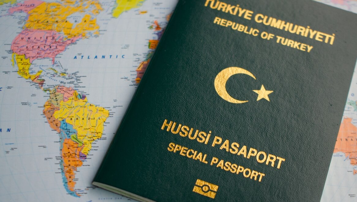 Yeşil Pasaport Nedir, Kimlere Verilir?